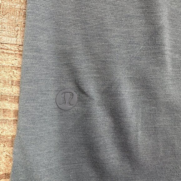 Lululemon Men’s Performance Collared Polo Shirt M? Blue - Picture 7 of 8